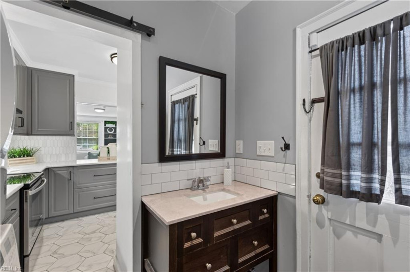 Photo 22 of 35 residential for sale in Norfolk virginia