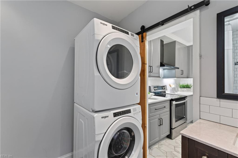 Photo 23 of 35 residential for sale in Norfolk virginia
