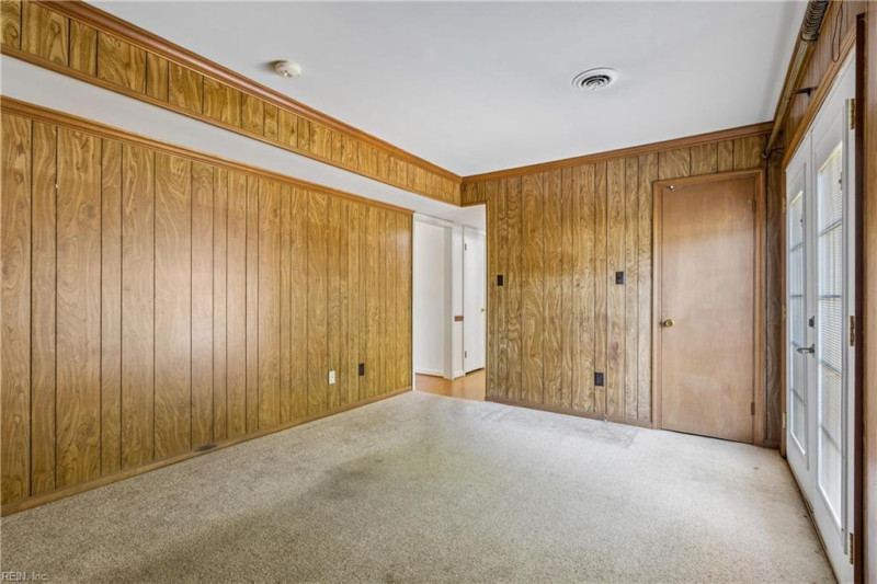Photo 11 of 48 residential for sale in York County virginia