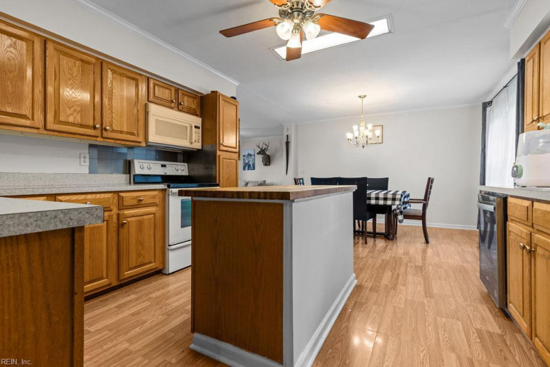 Photo 10 of 30 residential for sale in Surry County virginia