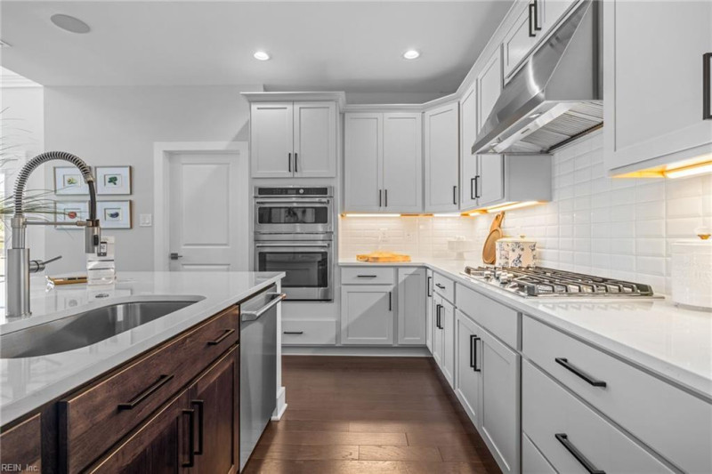 Photo 16 of 35 residential for sale in Williamsburg virginia