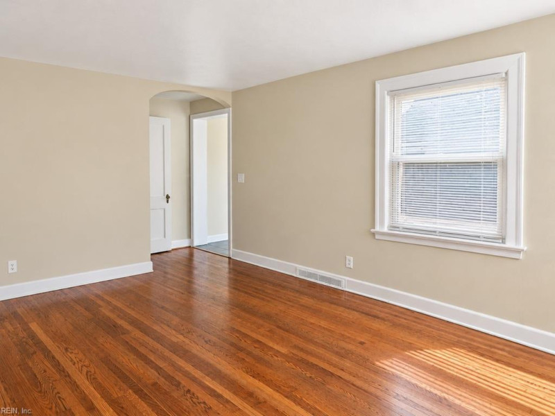 Photo 15 of 50 residential for sale in Norfolk virginia Photo 15 of 50 residential for sale in Norfolk virginia