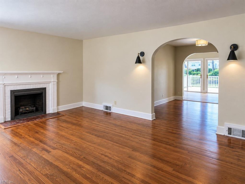 Photo 19 of 50 residential for sale in Norfolk virginia Photo 19 of 50 residential for sale in Norfolk virginia