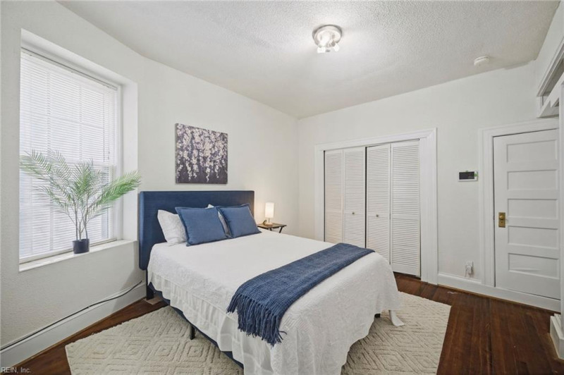 Photo 10 of 27 residential for sale in Norfolk virginia