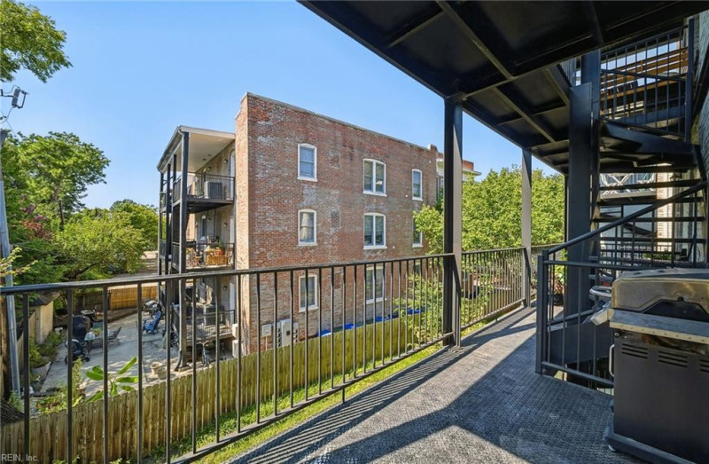 Photo 20 of 27 residential for sale in Norfolk virginia