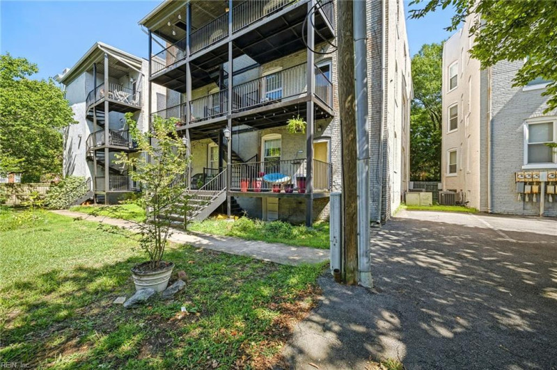 Photo 22 of 27 residential for sale in Norfolk virginia