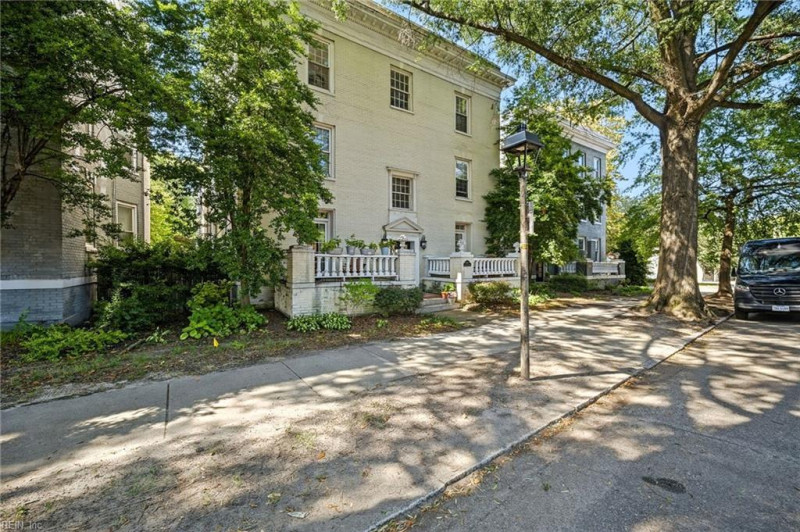Photo 24 of 27 residential for sale in Norfolk virginia