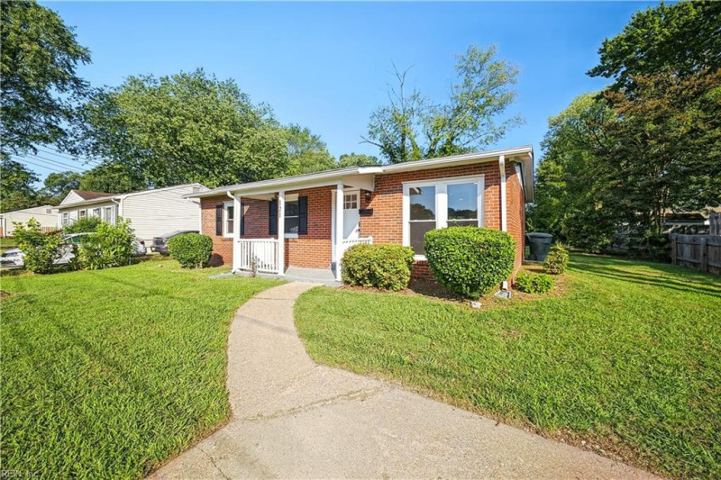 Photo 5 of 33 residential for sale in Newport News virginia Photo 5 of 33 residential for sale in Newport News virginia