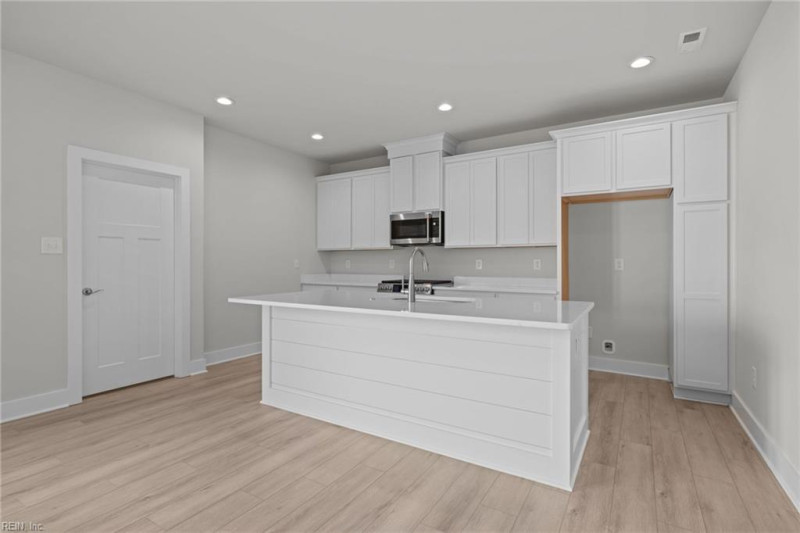 Photo 12 of 27 residential for sale in Williamsburg virginia