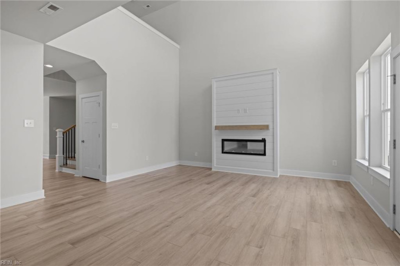 Photo 14 of 27 residential for sale in Williamsburg virginia