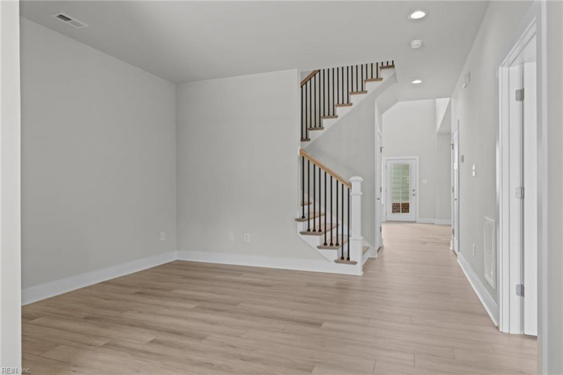 Photo 4 of 27 residential for sale in Williamsburg virginia
