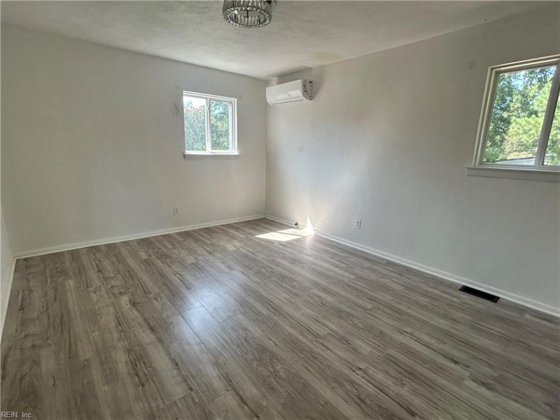 Photo 21 of 34 residential for sale in Norfolk virginia Photo 21 of 34 residential for sale in Norfolk virginia