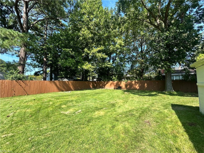 Photo 32 of 34 residential for sale in Norfolk virginia Photo 32 of 34 residential for sale in Norfolk virginia