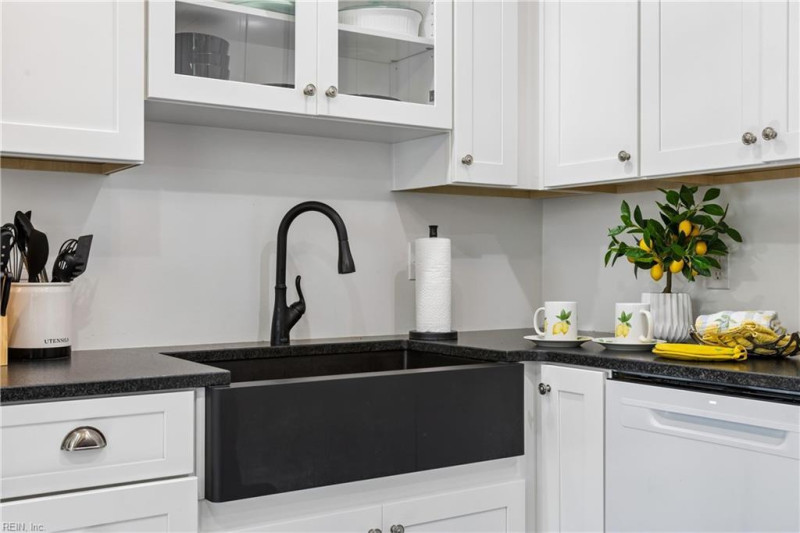 Photo 20 of 46 residential for sale in Newport News virginia