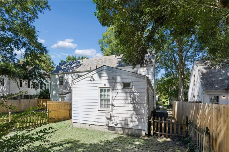 Photo 44 of 46 residential for sale in Newport News virginia
