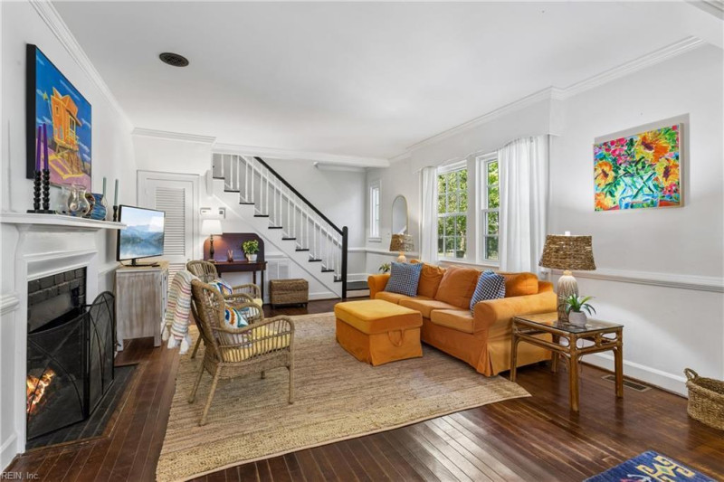 Photo 7 of 46 residential for sale in Newport News virginia