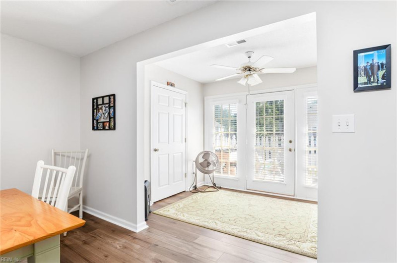 Photo 23 of 50 residential for sale in Williamsburg virginia