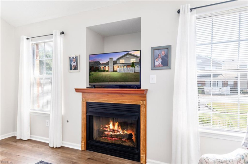 Photo 6 of 50 residential for sale in Williamsburg virginia