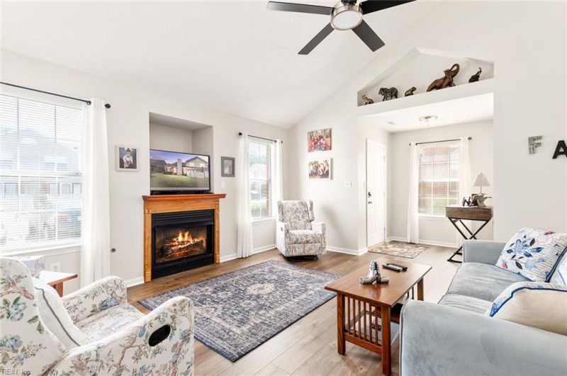 Photo 9 of 50 residential for sale in Williamsburg virginia