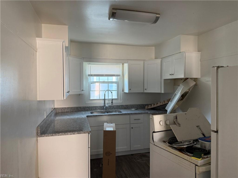 Photo 3 of 10 residential for sale in Norfolk virginia Photo 3 of 10 residential for sale in Norfolk virginia