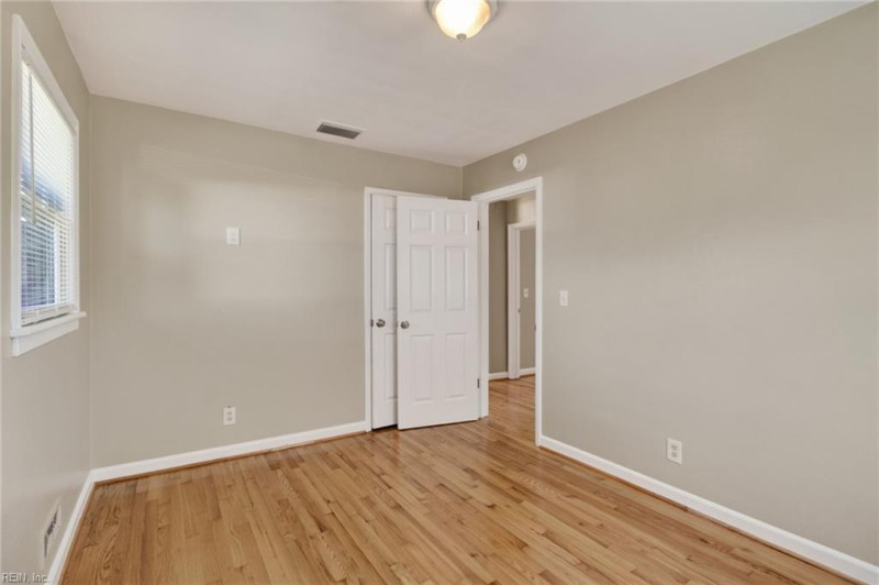 Photo 25 of 28 residential for sale in Norfolk virginia