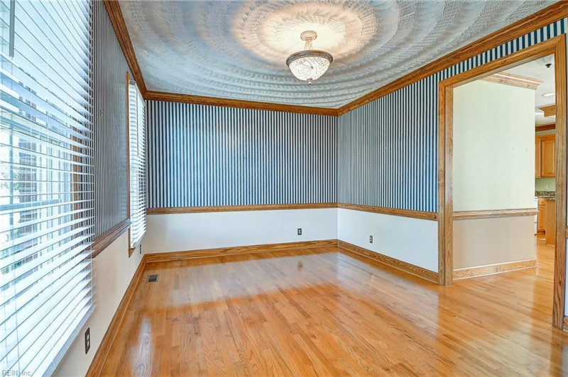 Photo 6 of 50 residential for sale in Suffolk virginia Photo 6 of 50 residential for sale in Suffolk virginia