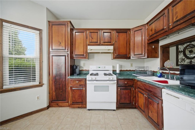 Photo 6 of 21 residential for sale in Chesapeake virginia Photo 6 of 21 residential for sale in Chesapeake virginia