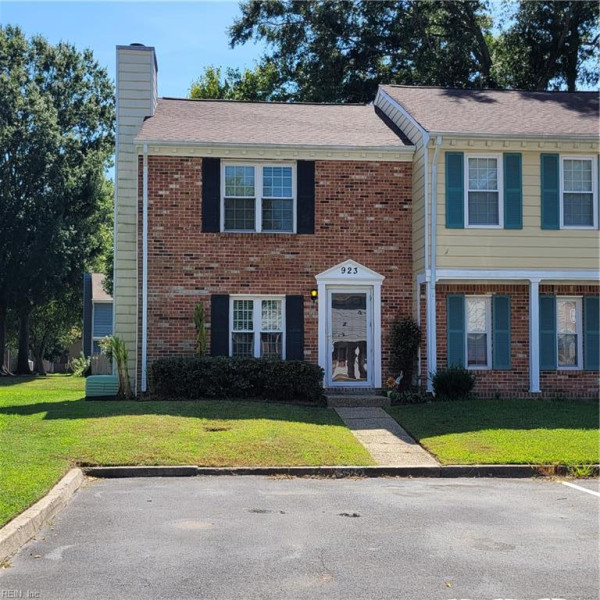 Photo 1 of 23 residential for sale in Chesapeake virginia Photo 1 of 23 residential for sale in Chesapeake virginia