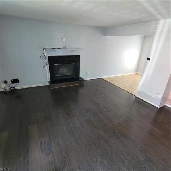 Photo 11 of 23 residential for sale in Chesapeake virginia Photo 11 of 23 residential for sale in Chesapeake virginia
