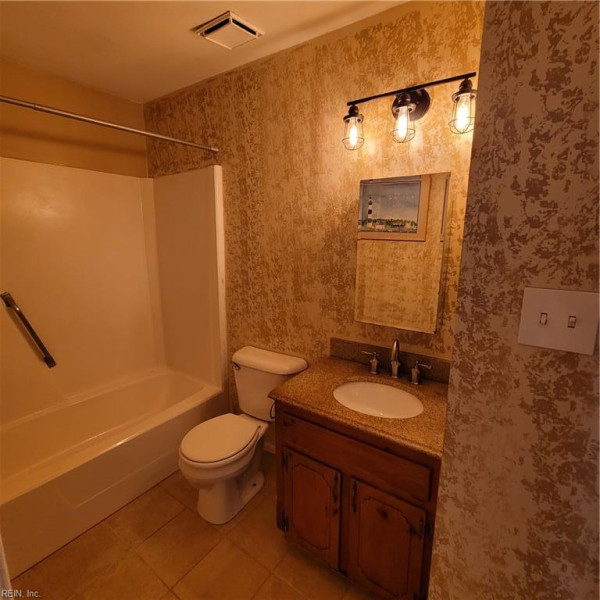 Photo 19 of 23 residential for sale in Chesapeake virginia Photo 19 of 23 residential for sale in Chesapeake virginia