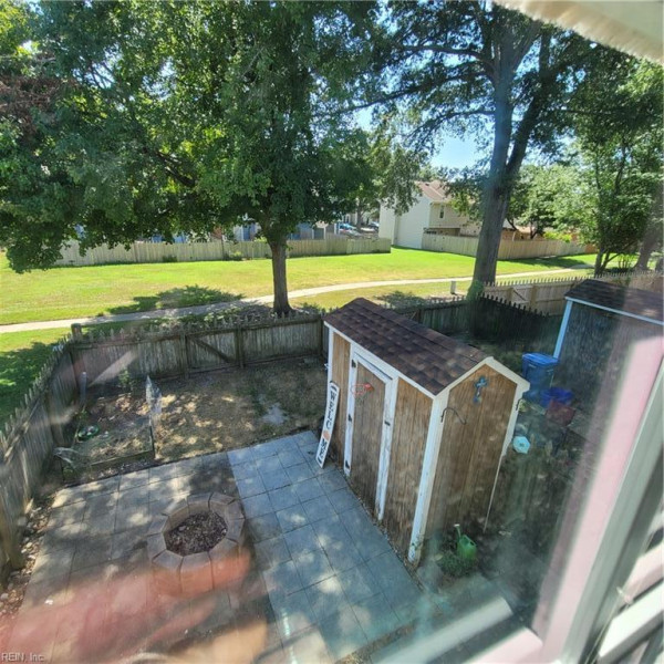 Photo 6 of 23 residential for sale in Chesapeake virginia Photo 6 of 23 residential for sale in Chesapeake virginia