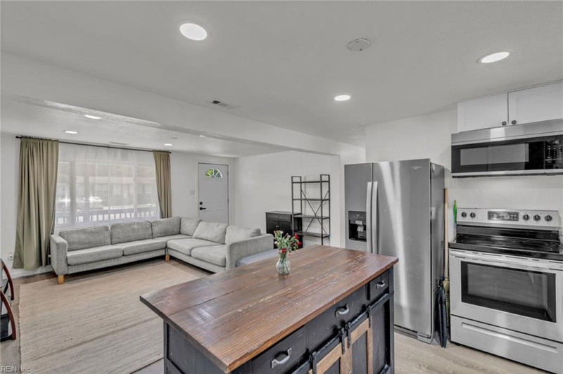 Photo 15 of 45 residential for sale in Suffolk virginia