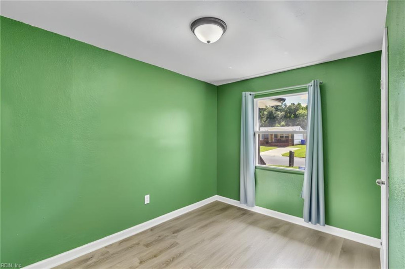 Photo 31 of 45 residential for sale in Suffolk virginia