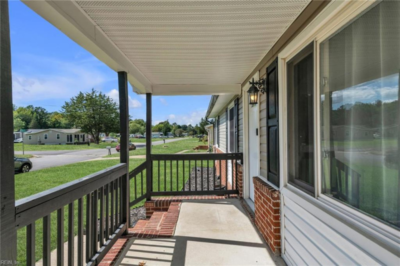 Photo 5 of 45 residential for sale in Suffolk virginia
