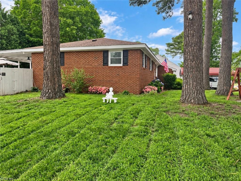 Photo 3 of 37 residential for sale in Chesapeake virginia Photo 3 of 37 residential for sale in Chesapeake virginia