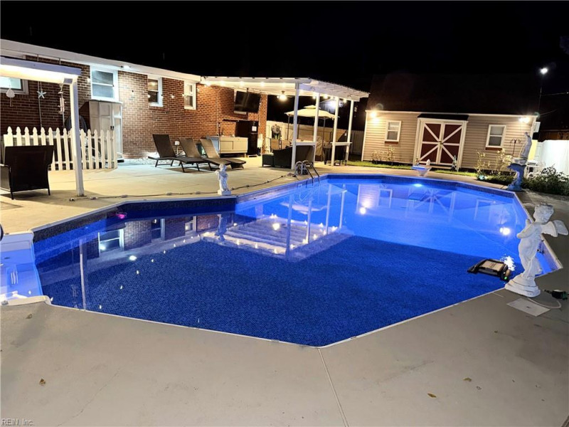 Photo 35 of 37 residential for sale in Chesapeake virginia Photo 35 of 37 residential for sale in Chesapeake virginia