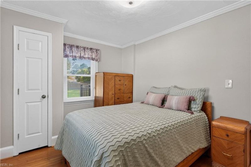 Photo 13 of 26 residential for sale in Norfolk virginia Photo 13 of 26 residential for sale in Norfolk virginia
