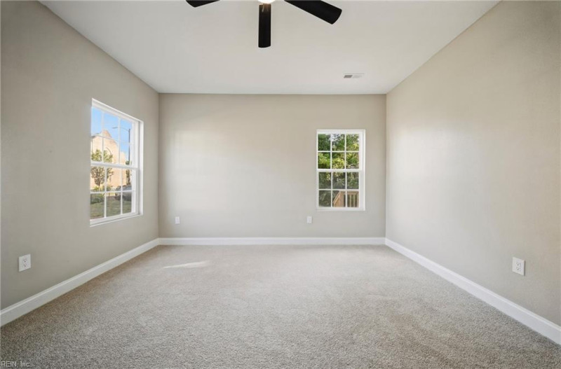 Photo 11 of 29 residential for sale in Norfolk virginia