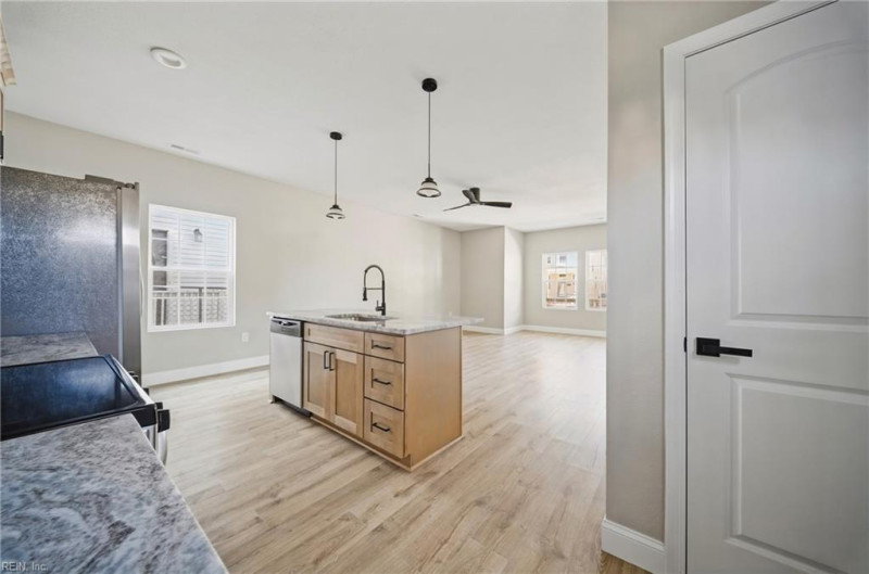 Photo 8 of 29 residential for sale in Norfolk virginia