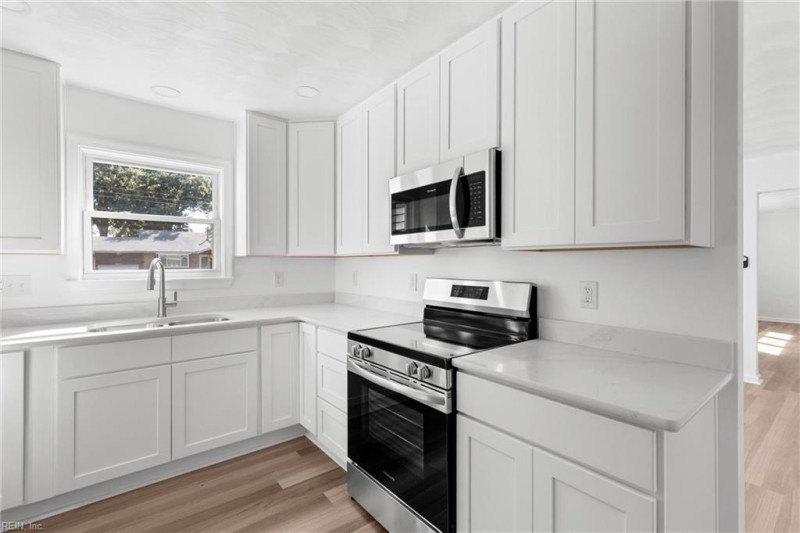 Photo 9 of 17 residential for sale in Virginia Beach virginia Photo 9 of 17 residential for sale in Virginia Beach virginia