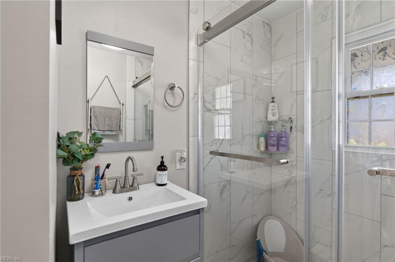 Photo 15 of 46 residential for sale in Chesapeake virginia Photo 15 of 46 residential for sale in Chesapeake virginia