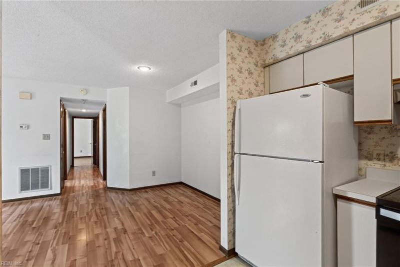 Photo 12 of 22 residential for sale in Newport News virginia