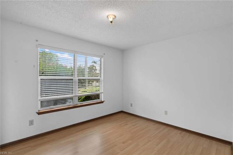 Photo 14 of 22 residential for sale in Newport News virginia