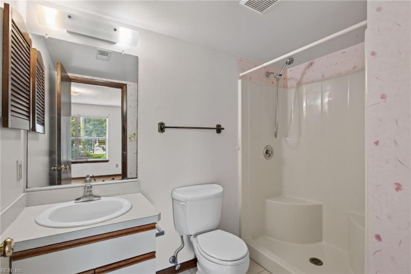Photo 21 of 22 residential for sale in Newport News virginia
