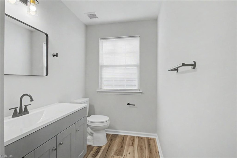 Photo 9 of 32 residential for sale in Norfolk virginia Photo 9 of 32 residential for sale in Norfolk virginia