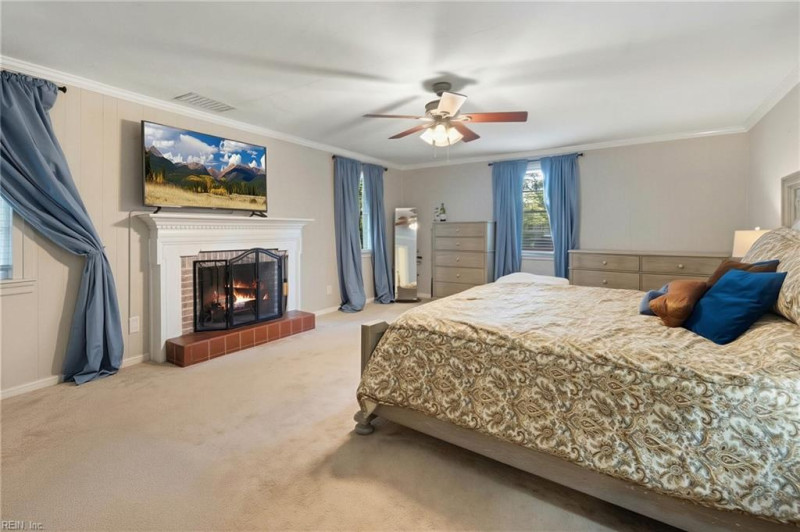 Photo 6 of 24 residential for sale in Portsmouth virginia