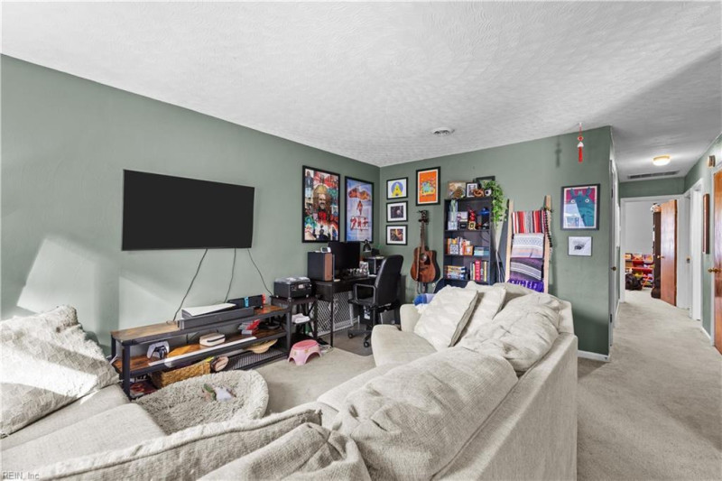 Photo 3 of 32 residential for sale in Chesapeake virginia Photo 3 of 32 residential for sale in Chesapeake virginia