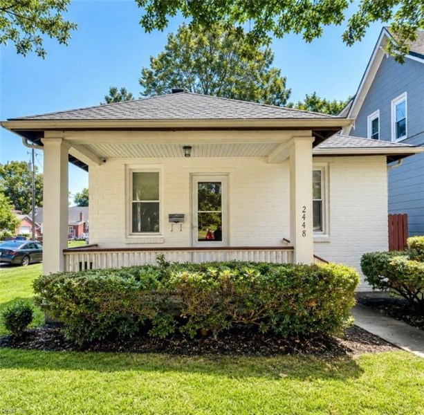 Photo 1 of 17 residential for sale in Norfolk virginia
