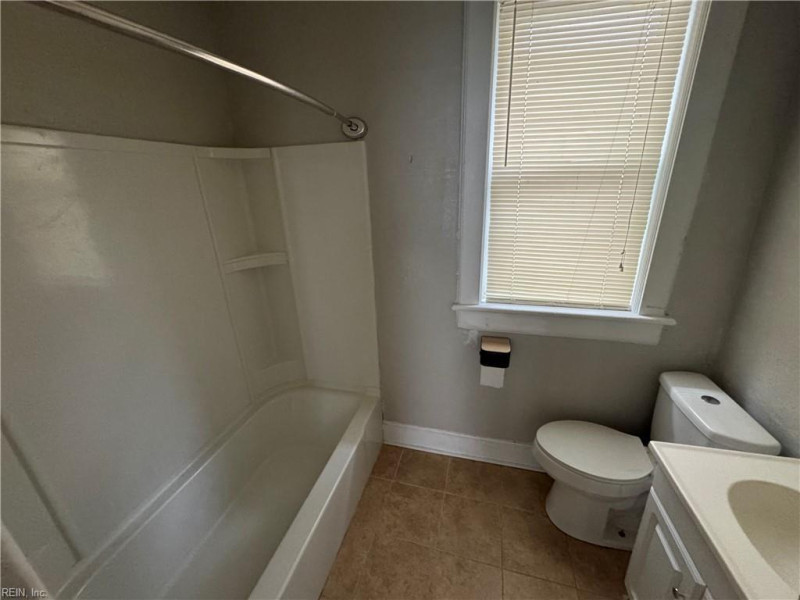 Photo 10 of 17 residential for sale in Norfolk virginia