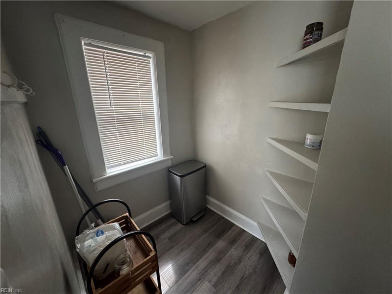 Photo 8 of 17 residential for sale in Norfolk virginia